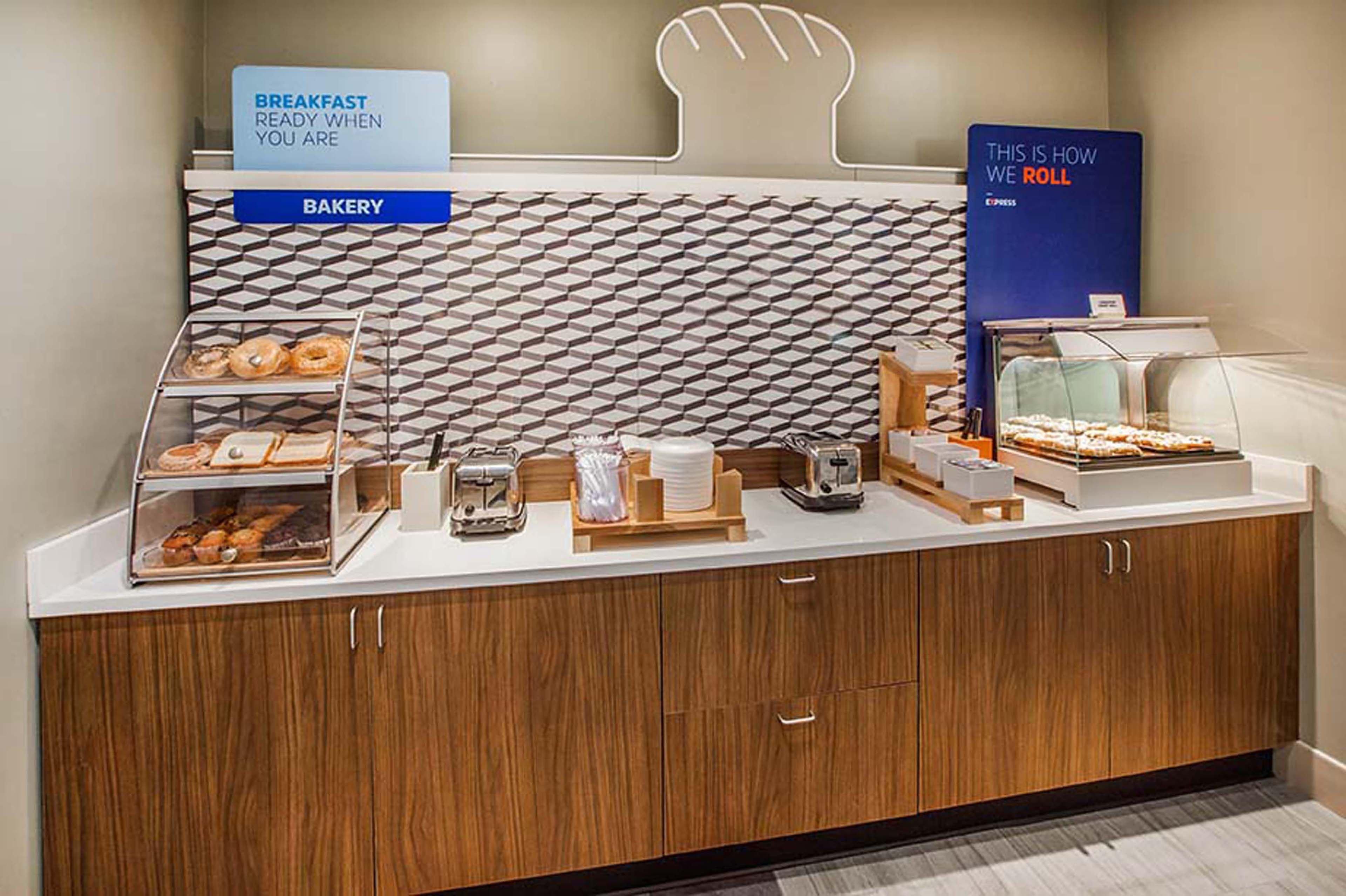 Holiday Inn Express Benicia By Ihg Eksteriør billede